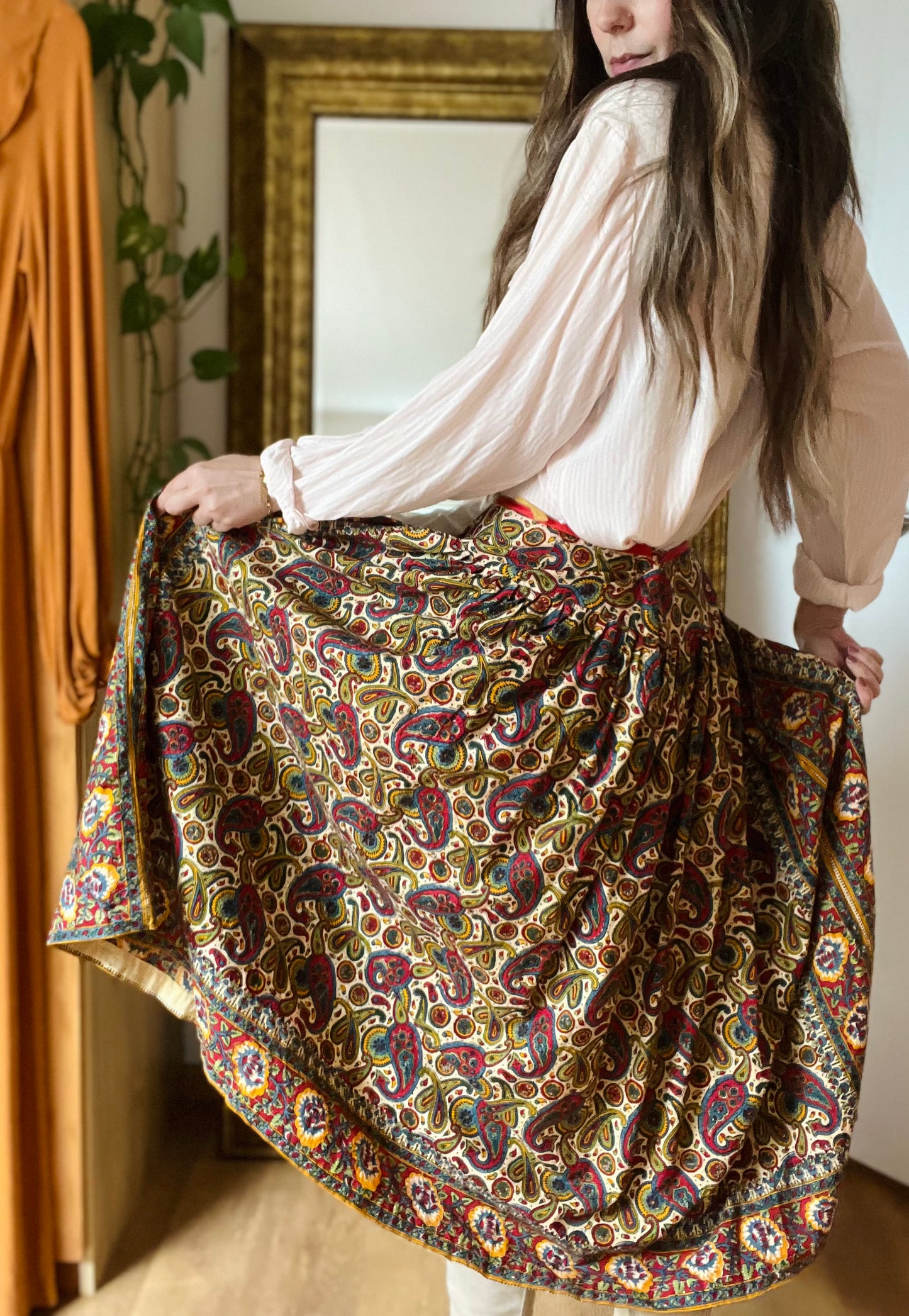 70s paisly Pandora