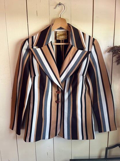 Pippa Dee blazer (brown/creme)