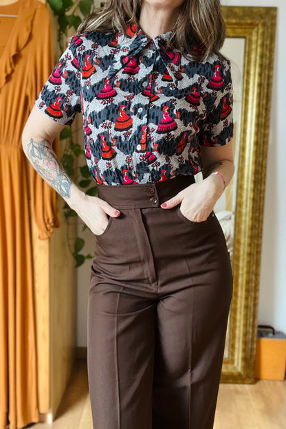 Cute vintage blouse Dancing Queen