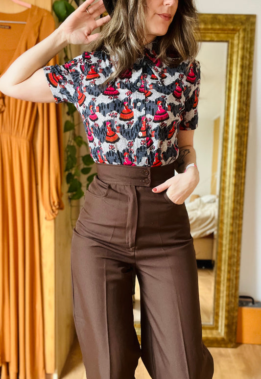 Cute vintage blouse Dancing Queen